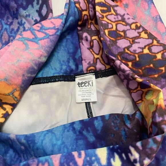 Teeki Snake Print Mermaid Goddess Cropped Leggings Size Small - Picture 2 of 8